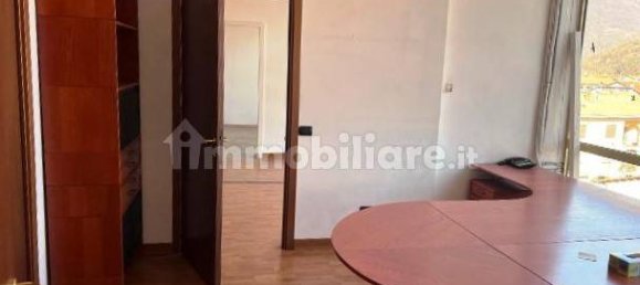 Oficina de 4 habitaciónes en Montalto Dora, Italy No. 87080 16