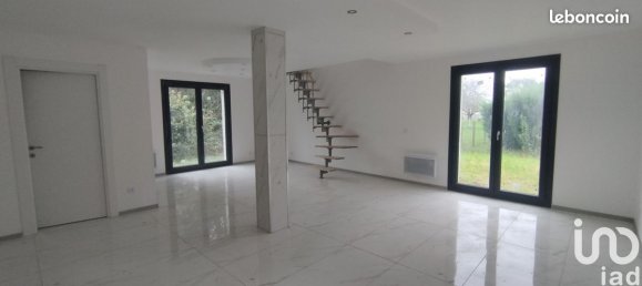 5 Schlafzimmer Haus in Romorantin-Lanthenay, France, Nr. 223838 3