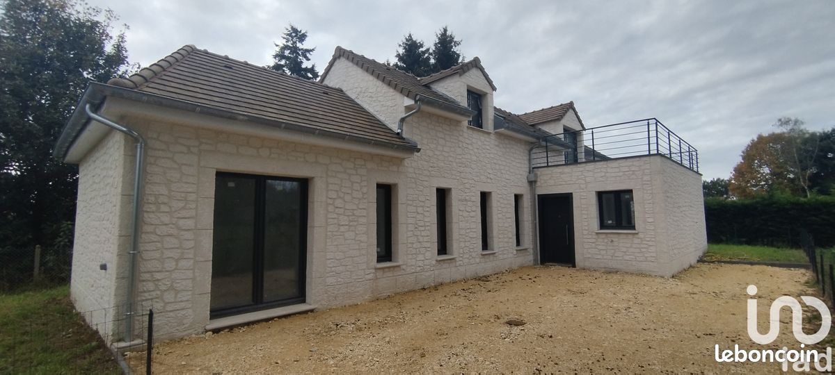 5 Schlafzimmer Haus in Romorantin-Lanthenay, France, Nr. 223838