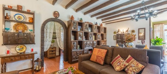 3 bedrooms Apartment in Benahavis, Spain No. 185365 10