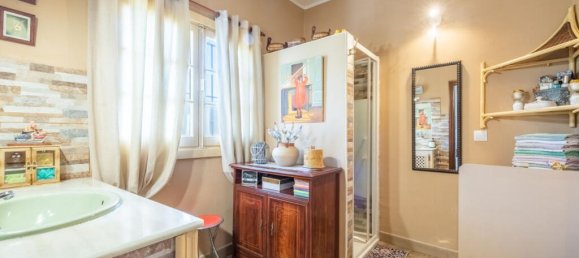 3 bedrooms Apartment in Benahavis, Spain No. 185365 6