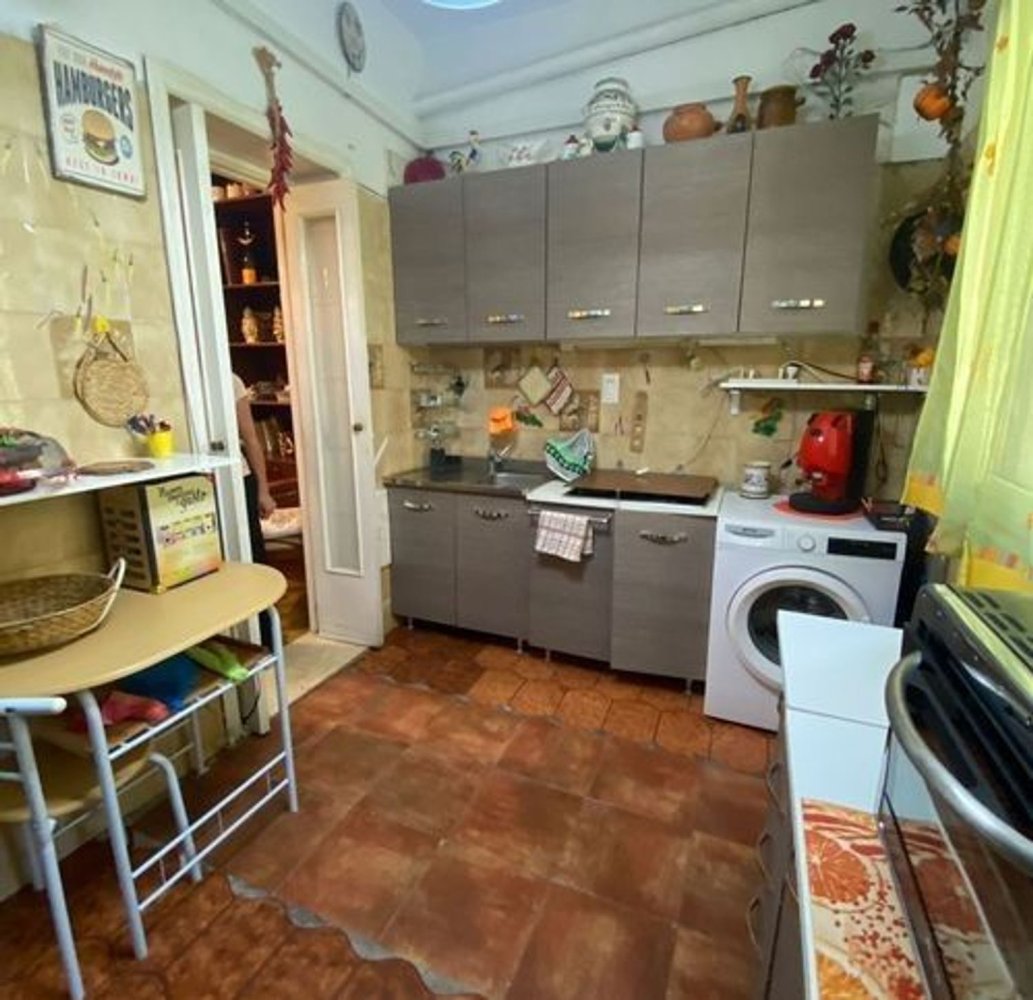 4 bedrooms Apartment in Messina, Italy No. 350466