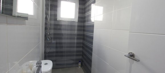 4 bedrooms Apartment in Guardamar del Segura, Spain No. 181457 12