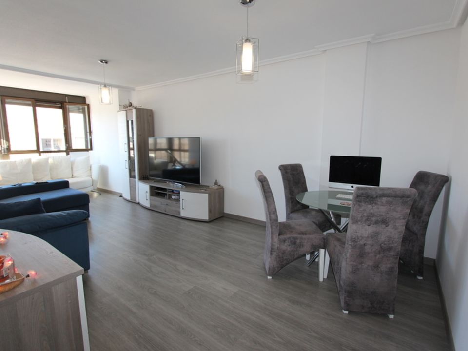 4 bedrooms Apartment in Guardamar del Segura, Spain No. 181457