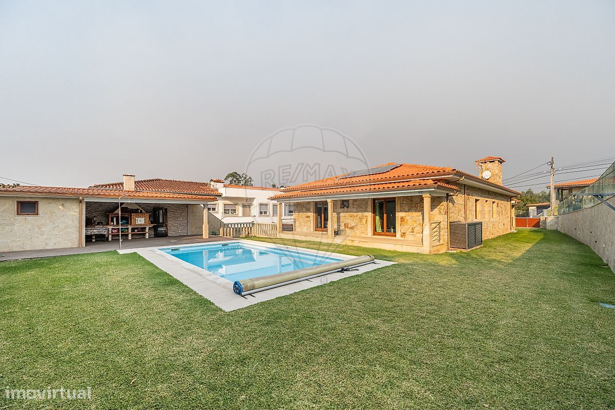 4 غرف نوم منزل في Freiriz, Portugal رقم 177315