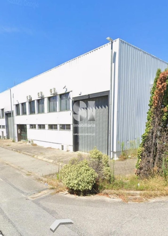 500m² Warehouse in Santo Tirso, Portugal No. 138738