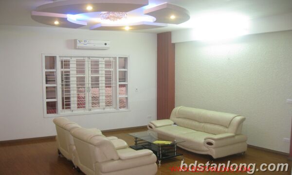 4 bedrooms House in Tay Ho, Vietnam No. 2698