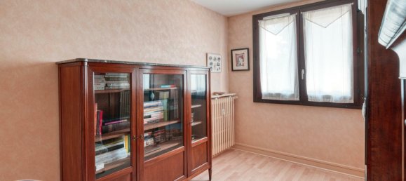 Apartamento de 2 dormitorios en Chartres, France No. 302700 11