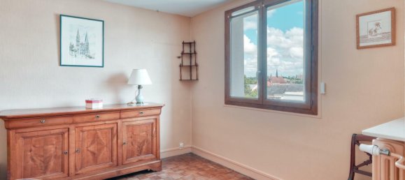 Apartamento de 2 dormitorios en Chartres, France No. 302700 5