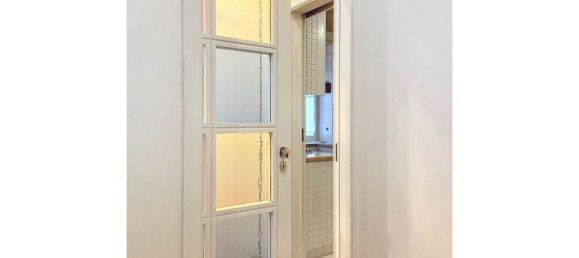 Квартира с 3 комнатами в Рим, Италия № 30419 13