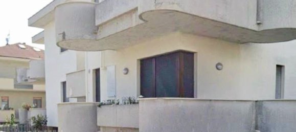 3 bedrooms Apartment in Silvi, Italy No. 313976 12