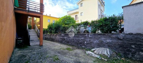 Дом с 4 комнатами в Фьяно Романо, Италия № 231767 59