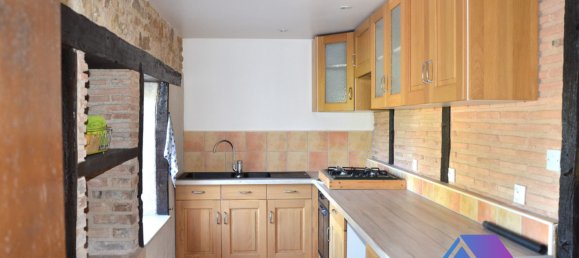 6 Schlafzimmer Haus in Le Chatelet, France, Nr. 272359 24