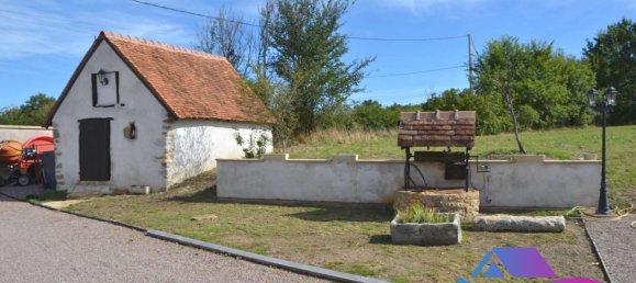 6 Schlafzimmer Haus in Le Chatelet, France, Nr. 272359 3