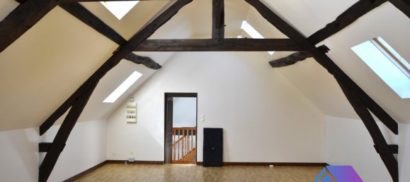 6 Schlafzimmer Haus in Le Chatelet, France, Nr. 272359 11