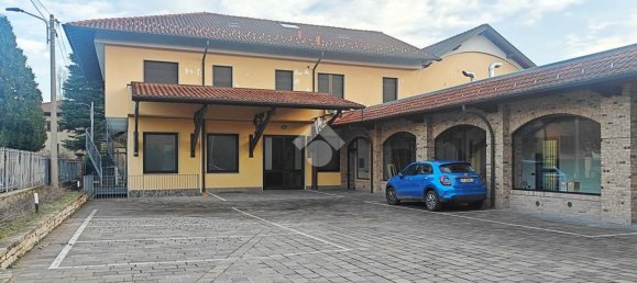 5 rooms Apartment in Carate Brianza, Italy No. 112424 24