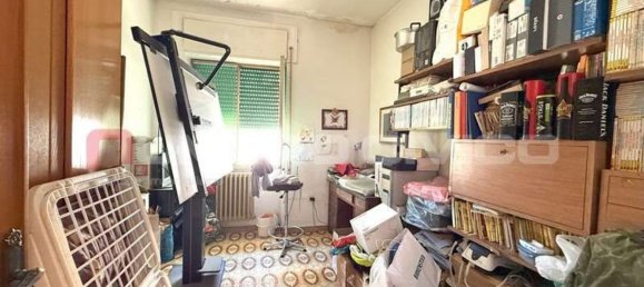 4 chambres Appartement à Foggia, Italy No. 369778 3