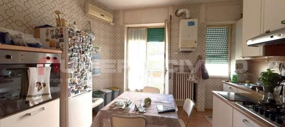4 chambres Appartement à Foggia, Italy No. 369778 2