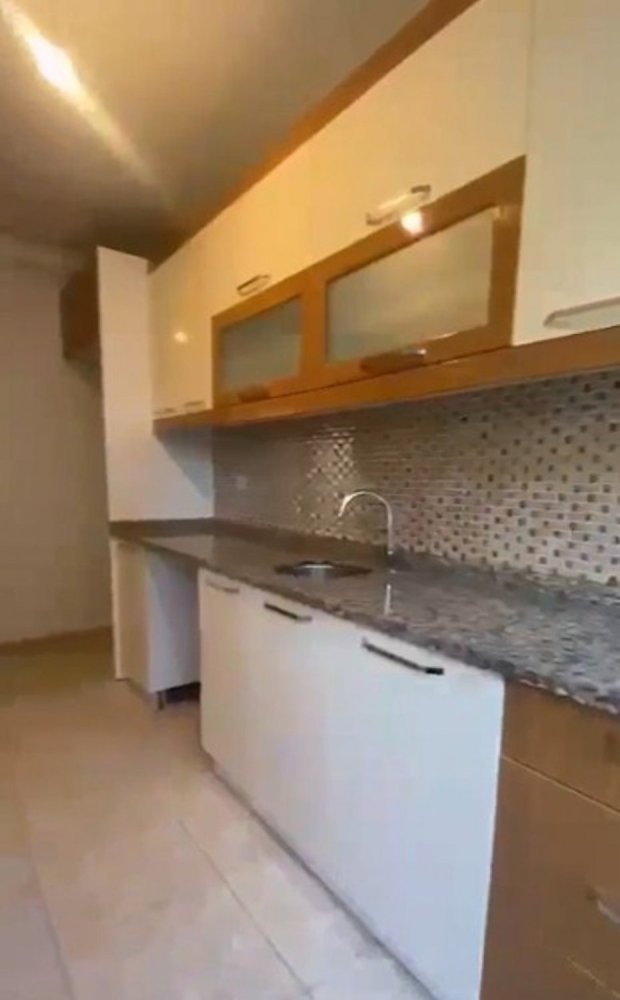 Apartment 3+1 in Istanbul, Turkey No. 32036