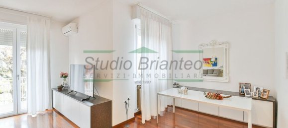 5 bedrooms Duplex in Seregno, Italy No. 361180 30