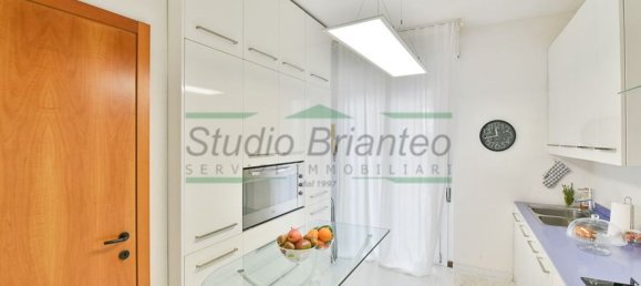 5 bedrooms Duplex in Seregno, Italy No. 361180 39