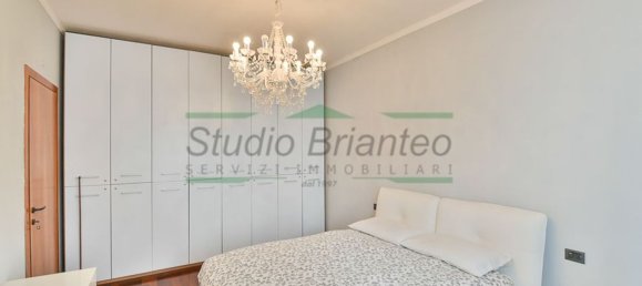 5 bedrooms Duplex in Seregno, Italy No. 361180 4
