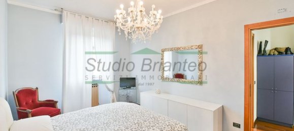 5 bedrooms Duplex in Seregno, Italy No. 361180 3