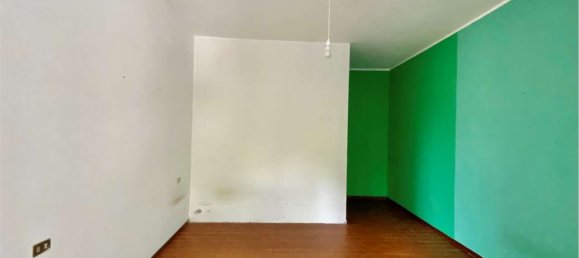 2غرفة شقة في Oggiono, Italy رقم 114792 11