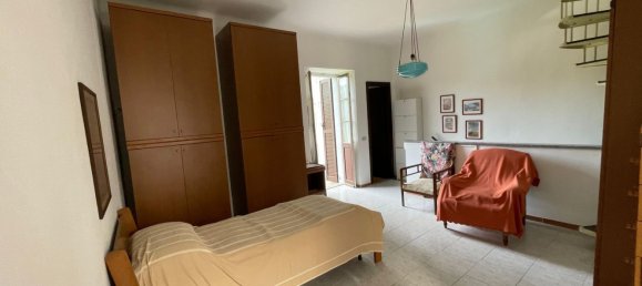 3 rooms Castles in Arona, Italy No. 274038 12