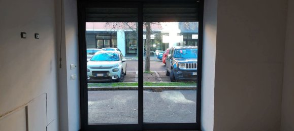 2 rooms Commercial property in Pavia, Italy No. 351386 4