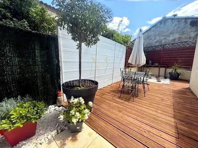 5 bedrooms House in Mauguio, France No. 294407