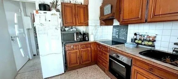 5 bedrooms House in Mauguio, France No. 294407 9