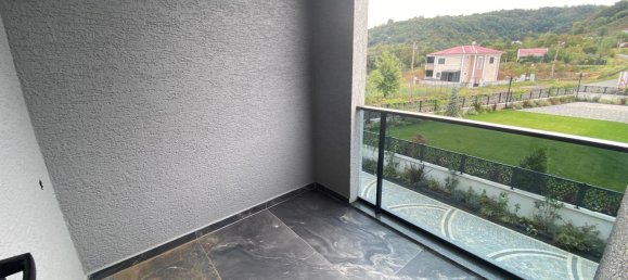 Villa 4+1 in Besikduzu, Turkey No. 20582 12