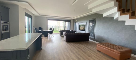 Villa 4+1 in Besikduzu, Turkey No. 20582 2