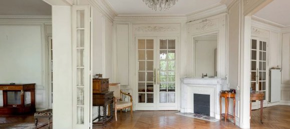 6 bedrooms Apartment in Paris, France No. 334950 9