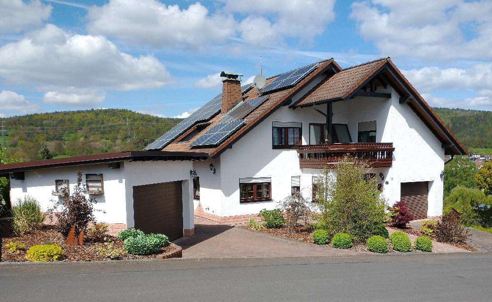 Дом с 9 комнатами в Херсфельд-Ротенбург, Германия № 130310