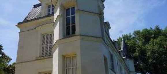 8 bedrooms House in Larcay, France No. 295149 4