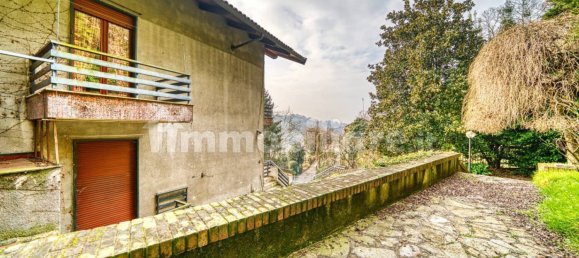 Вилла с 9 спальнями в Турин, Италия № 138618 32