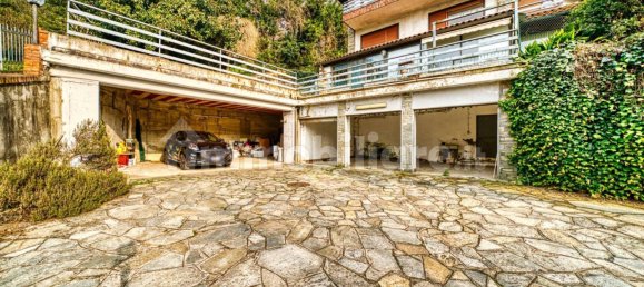 Вилла с 9 спальнями в Турин, Италия № 138618 23