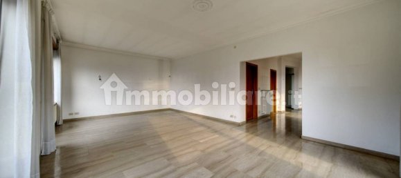 Вилла с 9 спальнями в Турин, Италия № 138618 42