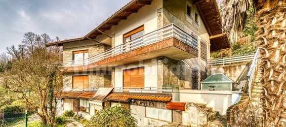 Вилла с 9 спальнями в Турин, Италия № 138618 21