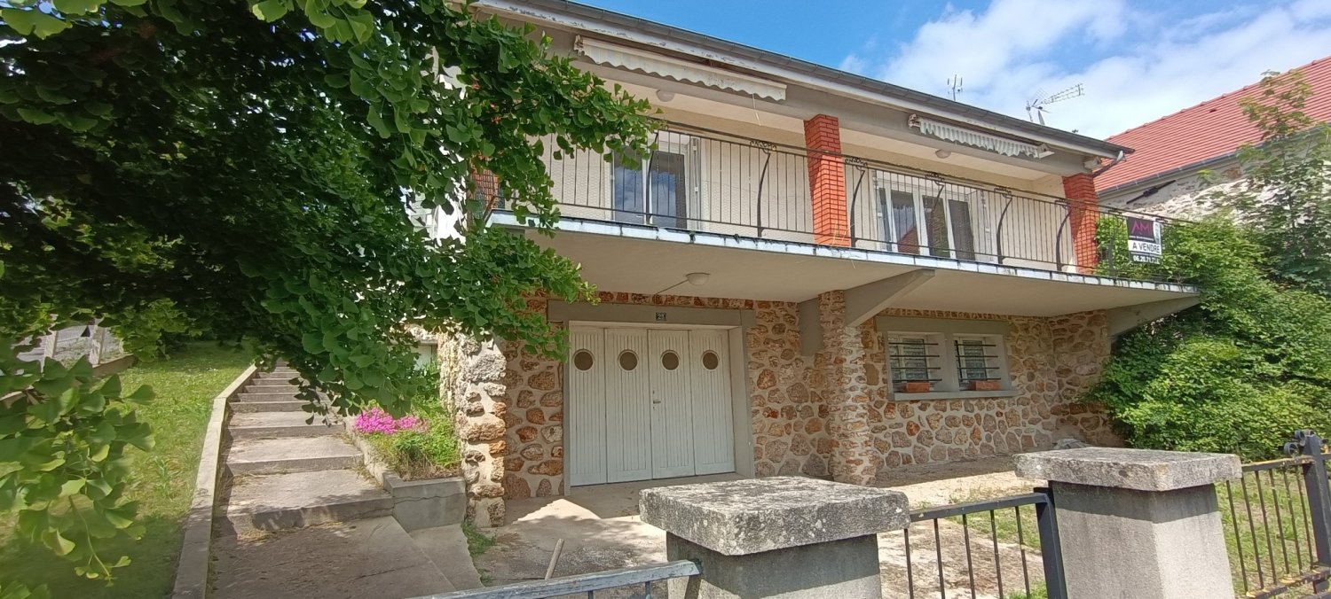 Villa de 2 dormitorios en Chateau-Thierry, France No. 270516