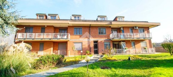 3 rooms Apartment in Turin, Italy No. 212609 17