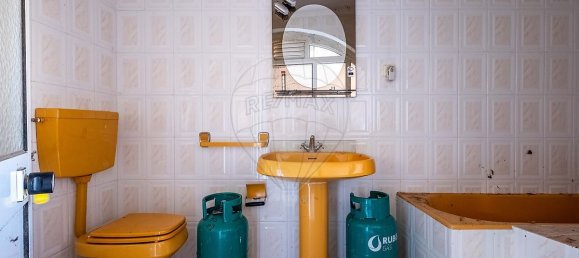 3 bedrooms House in Fajoes, Portugal No. 173976 13