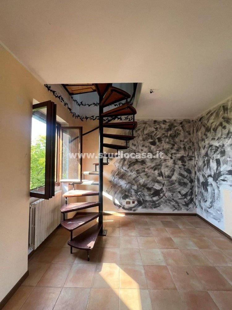 Villa de 2 habitaciónes en Magherno, Italy No. 285297