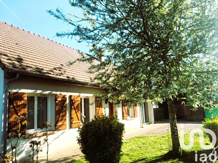 5 bedrooms House in Averdon, France No. 240186