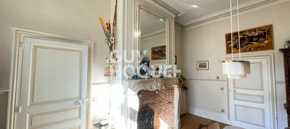 7 bedrooms House in Bourges, France No. 236906 3