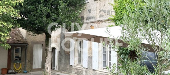 7 bedrooms House in Bourges, France No. 236906 2