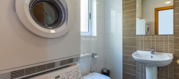 2 bedrooms Penthouse in Sliema, Malta No. 8257 28