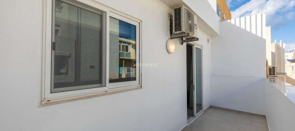 2 bedrooms Penthouse in Sliema, Malta No. 8257 27